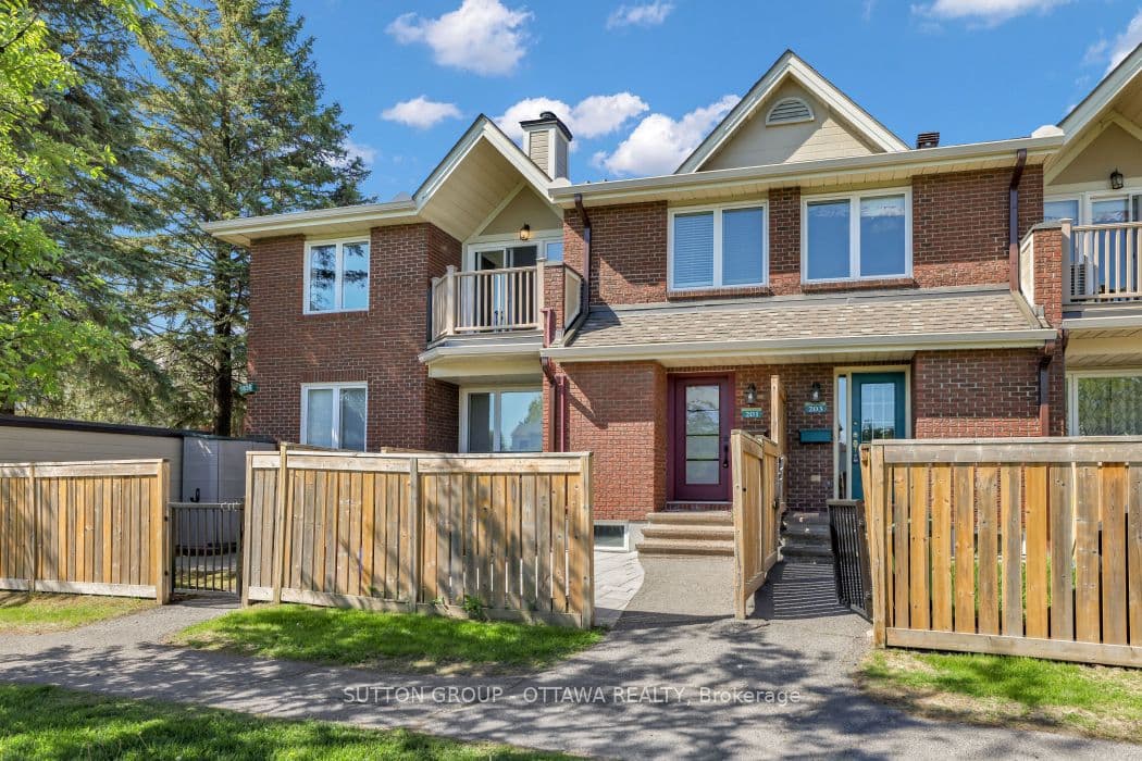 Unit 201 1835 Marsala Crescent photo 1