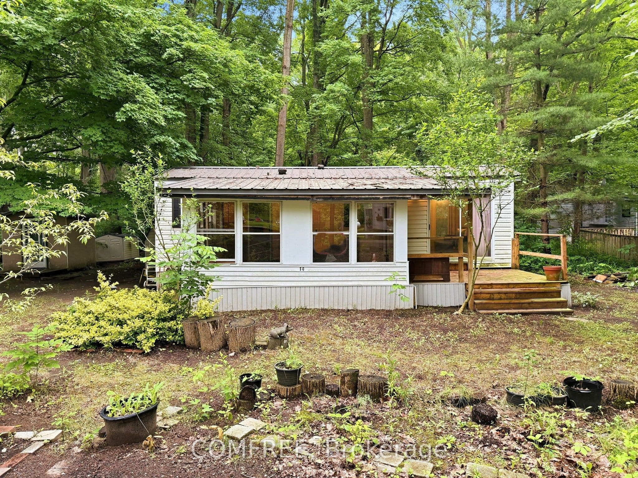 Unit 14 334 Rattlesnake Road photo 1