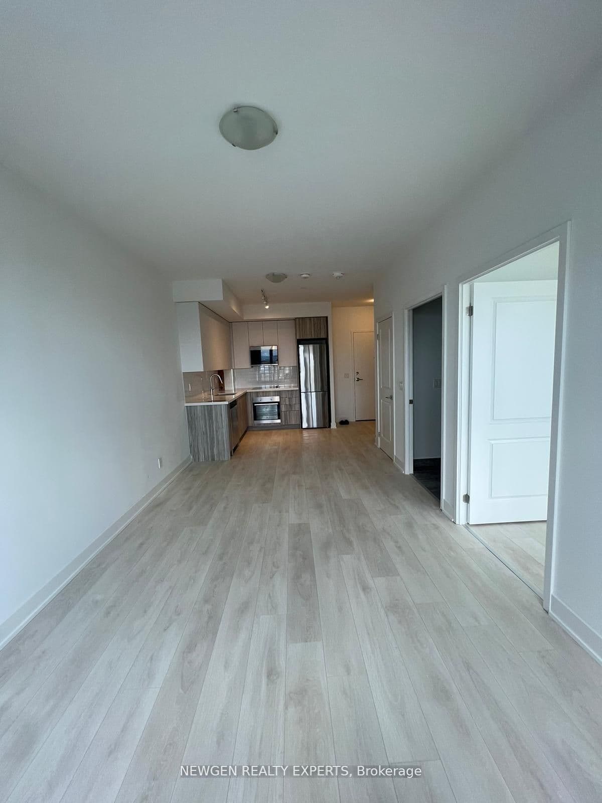 Unit 2505 297 Oak Walk Drive photo 1