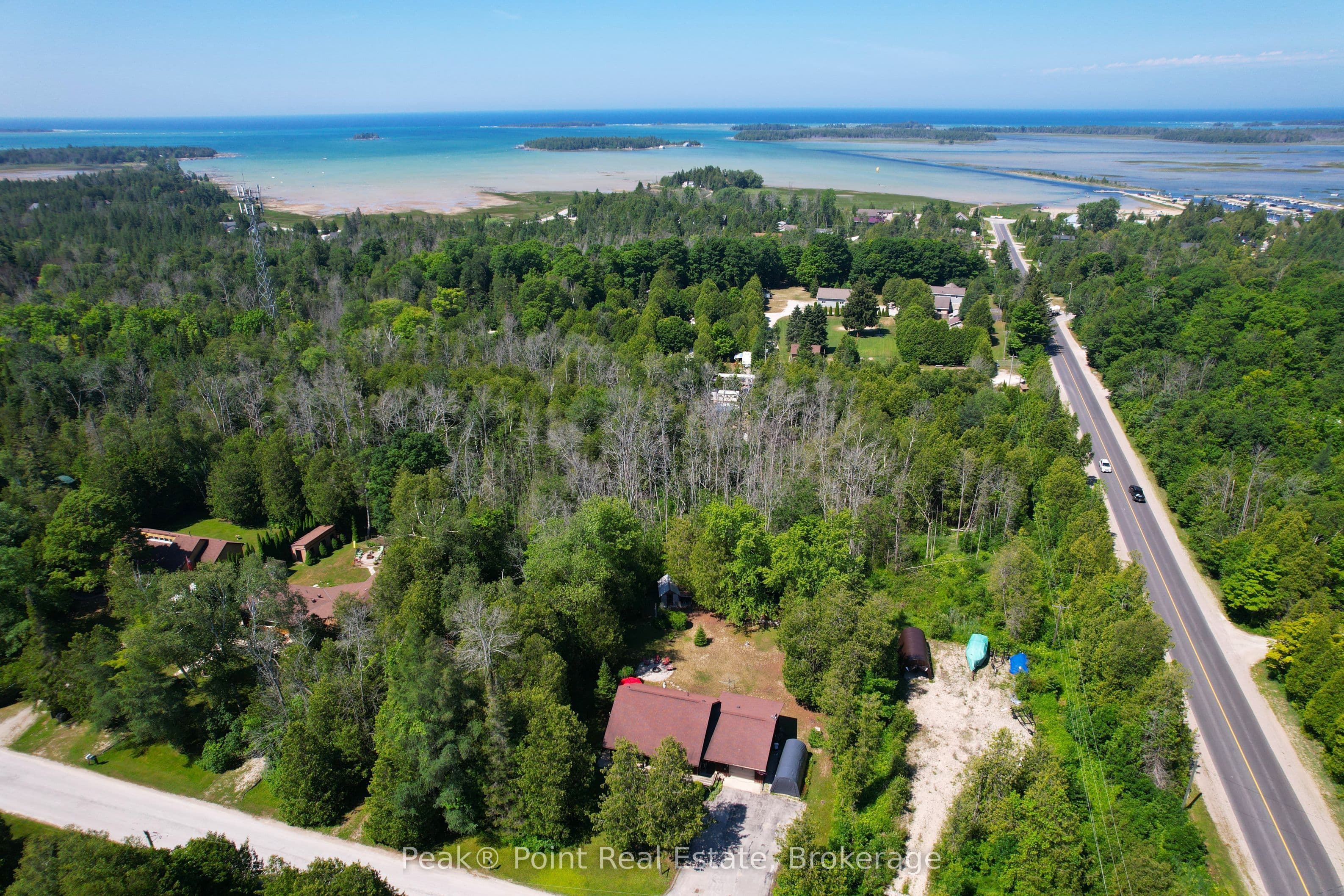 6 WHITEFISH Boulevard photo 1