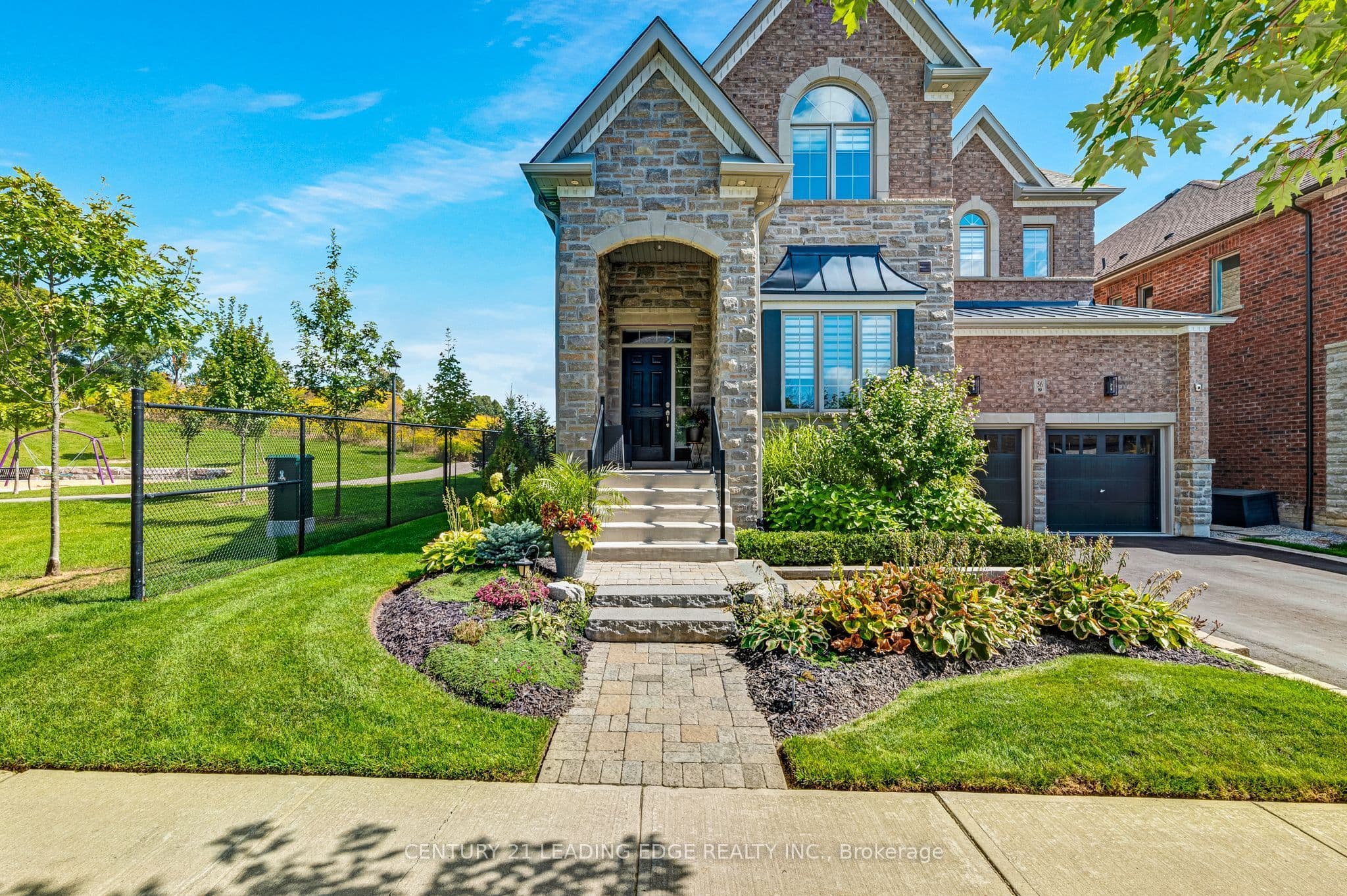 56 Walter Tunny Crescent photo 1