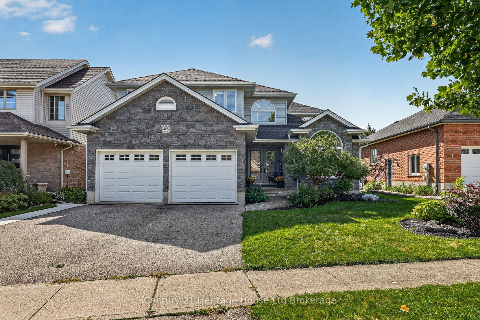 468 Lakeview Drive photo 1