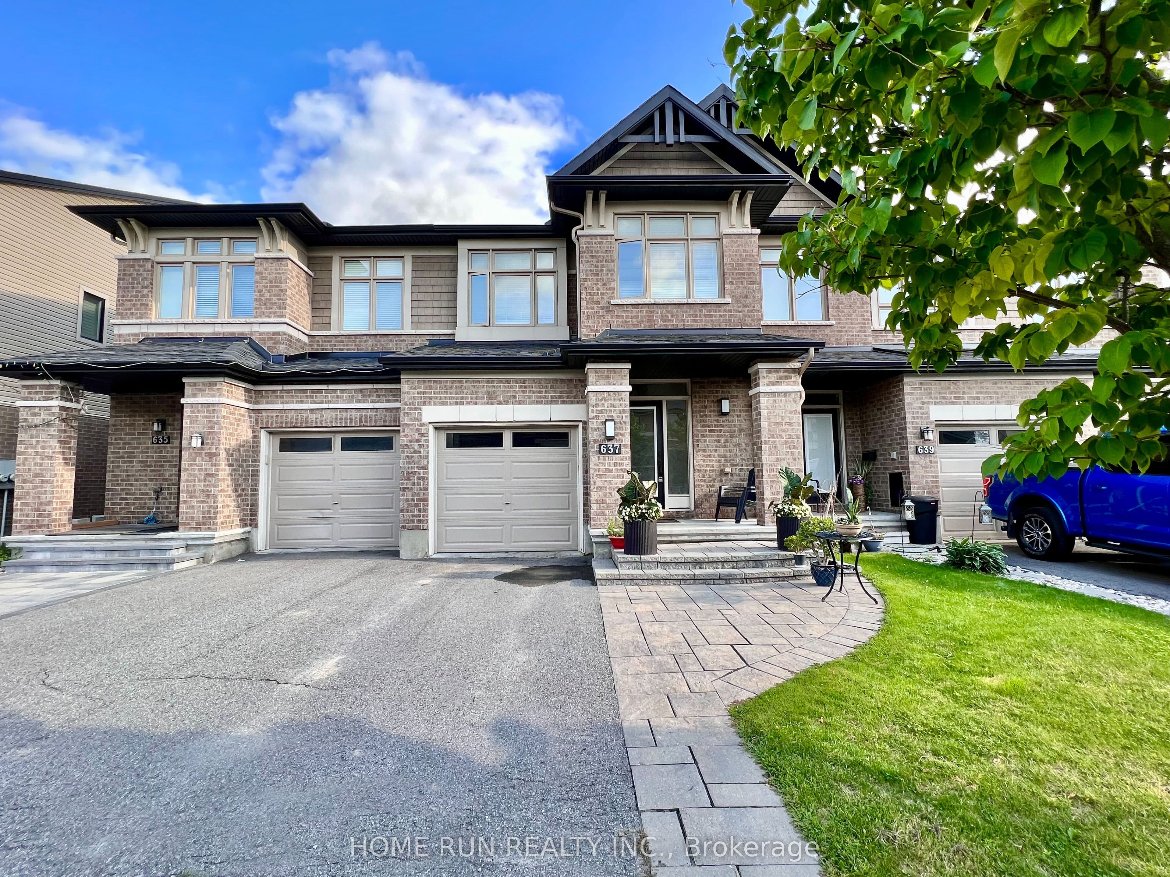 637 Tennant Way photo 1