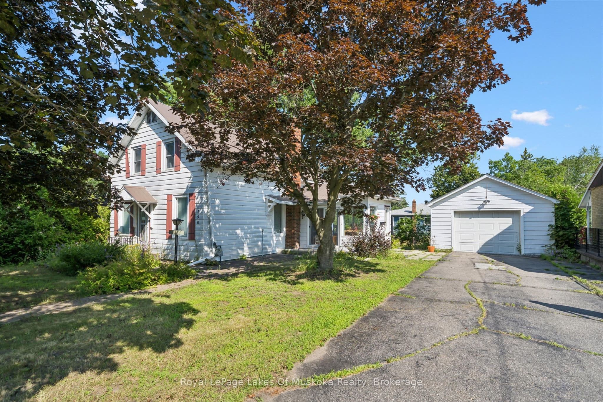 190 Winewood Avenue photo 1