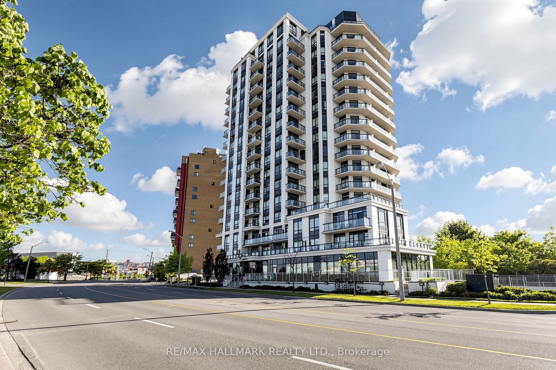 Unit 1207 840 Queens Plate Drive photo 1