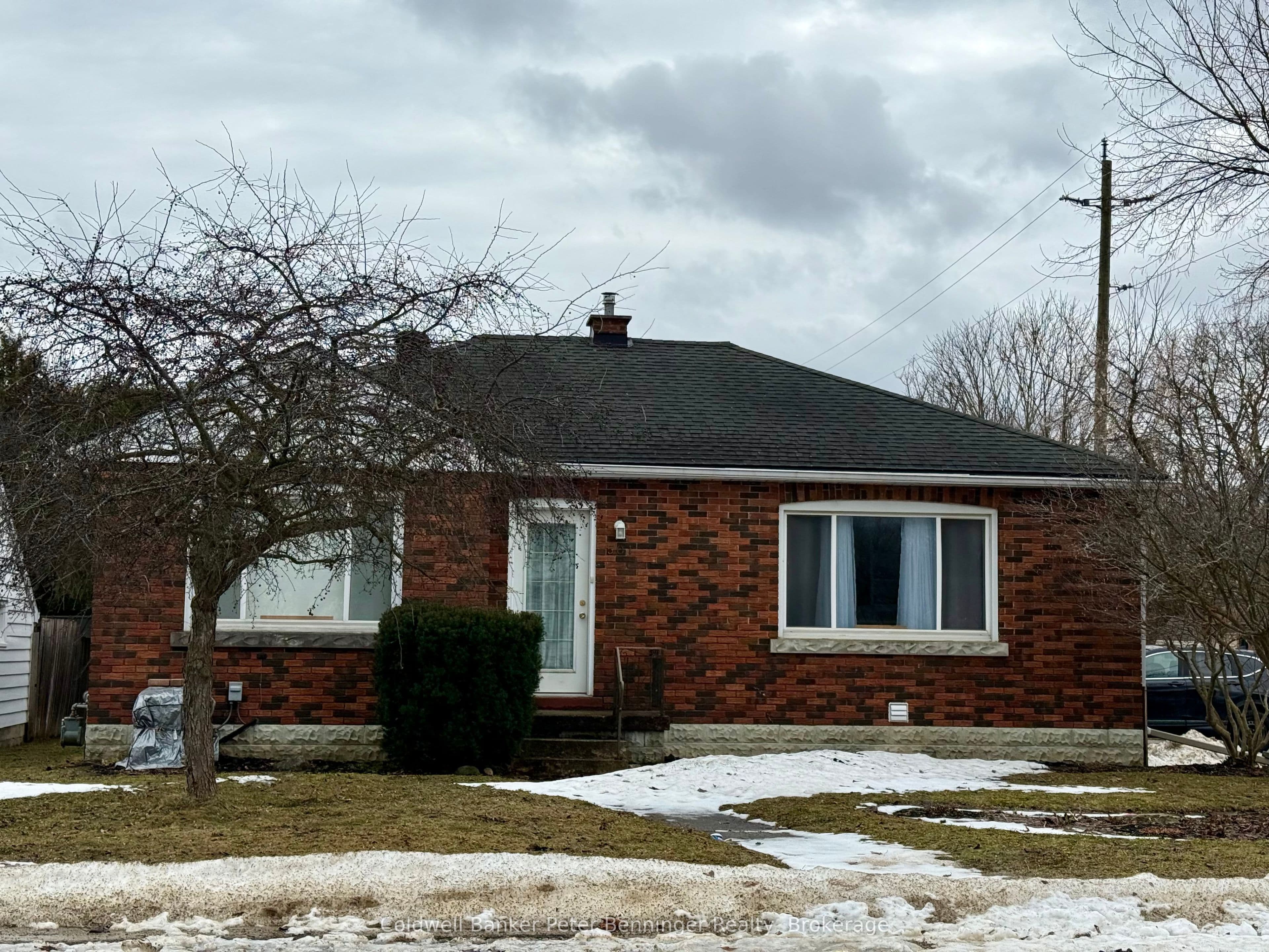 501 Napier Street photo 1