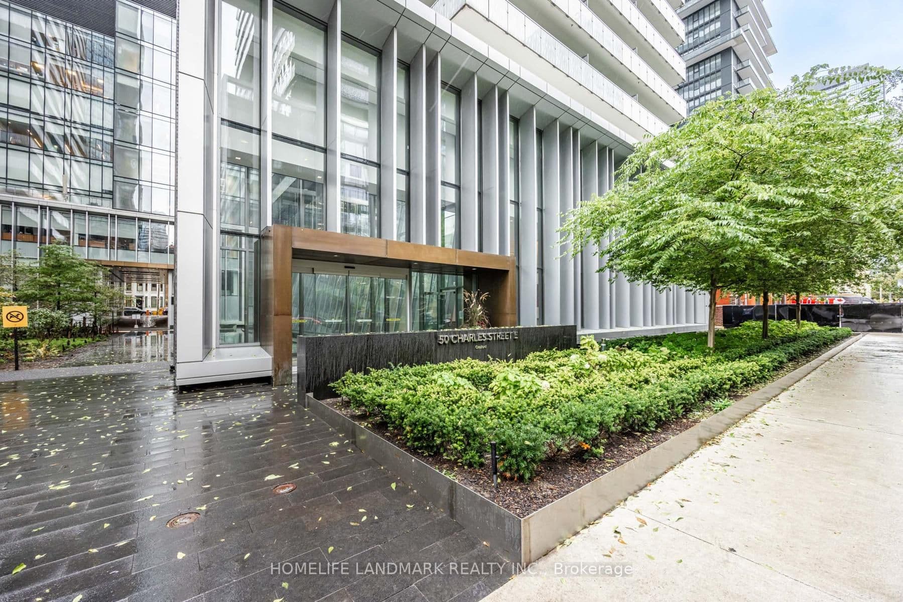 Unit 2305 50 Charles Street photo 1