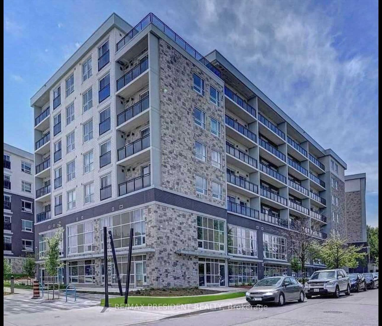 Unit 103 275 Larch Street photo 1