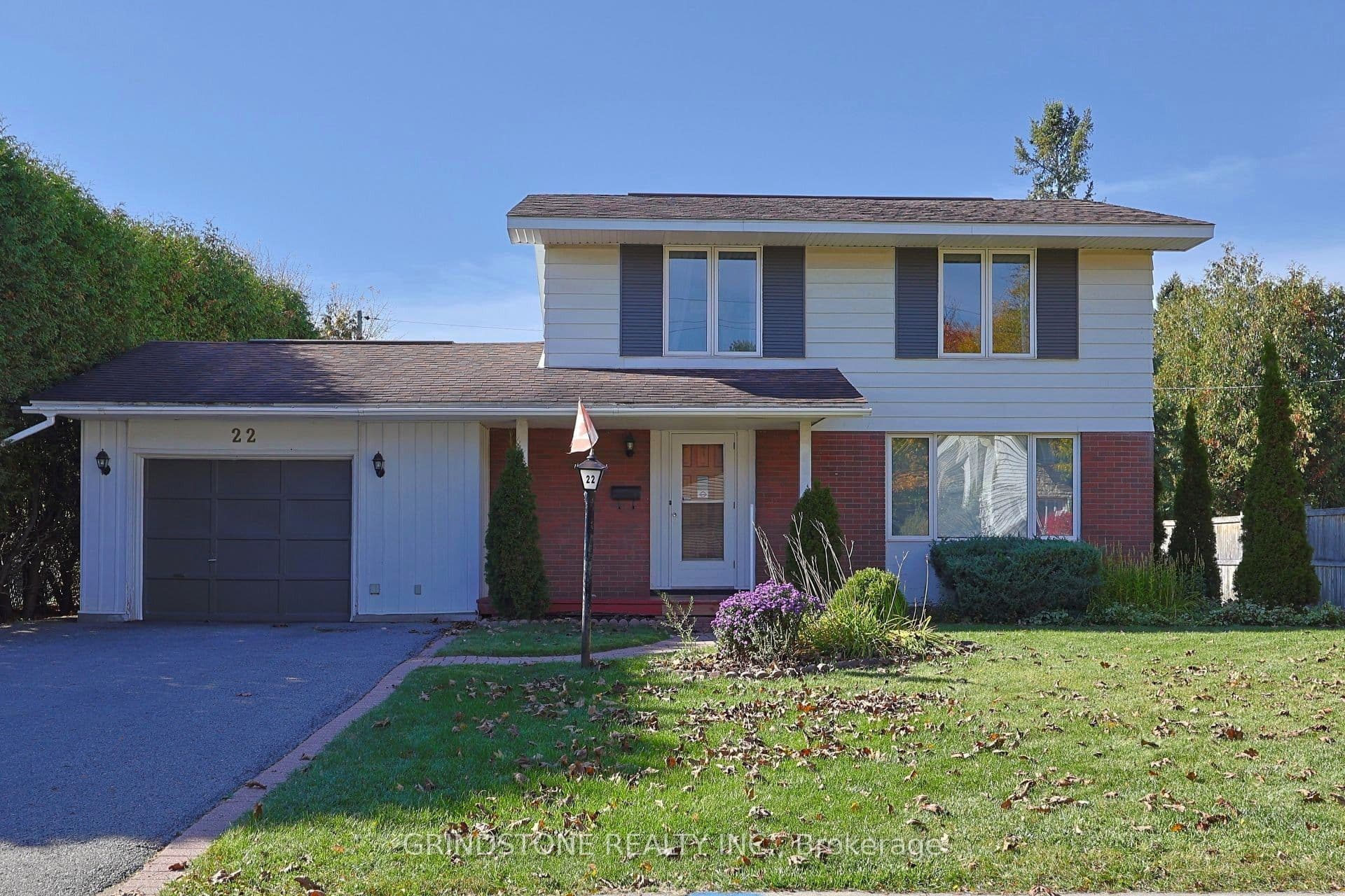 22 Lavina Crescent photo 1