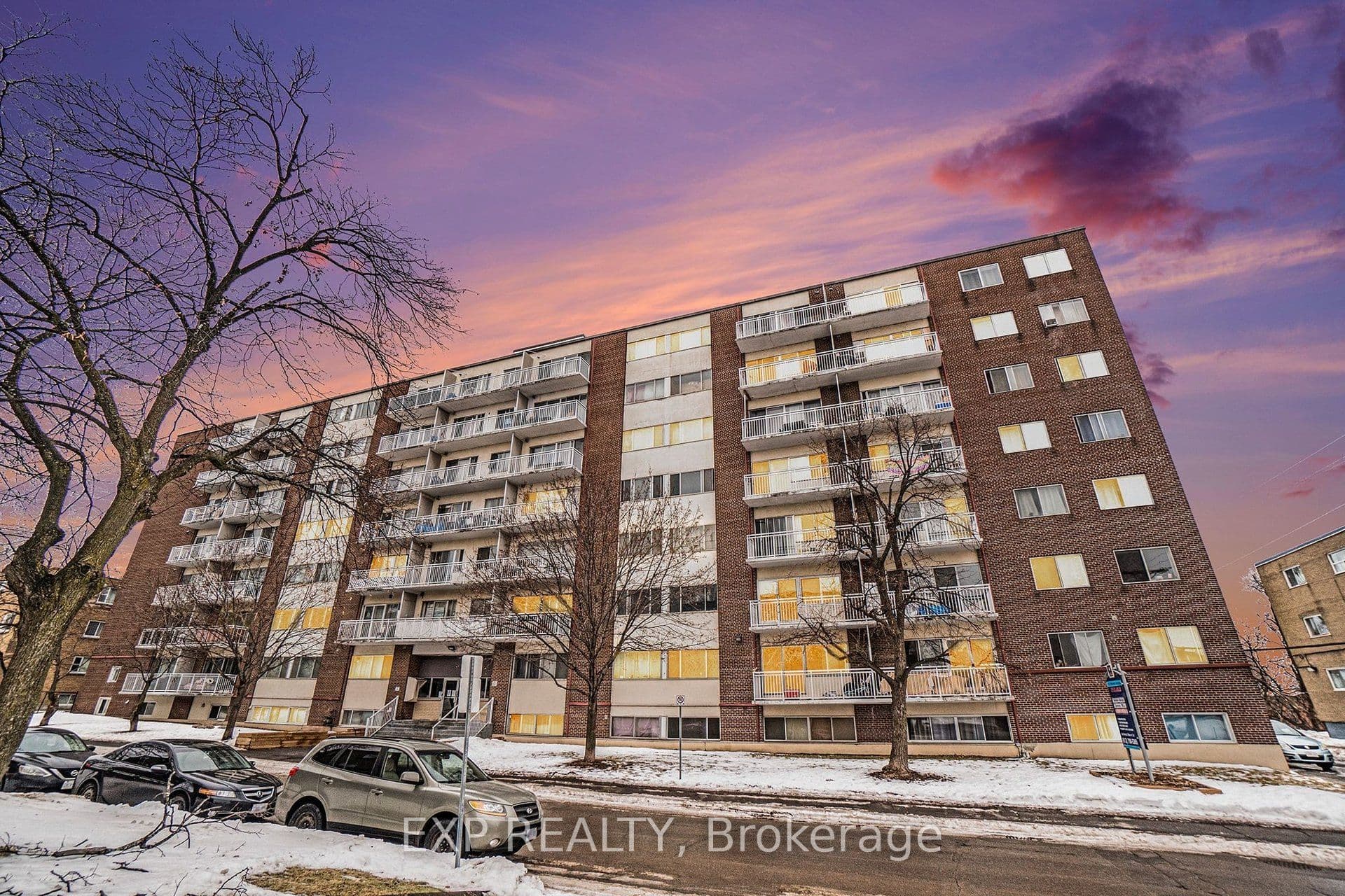 Unit 506 1435 Morisset Avenue photo 1