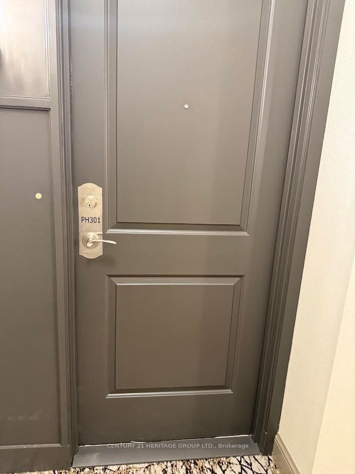 133 Wynford Drive photo 1