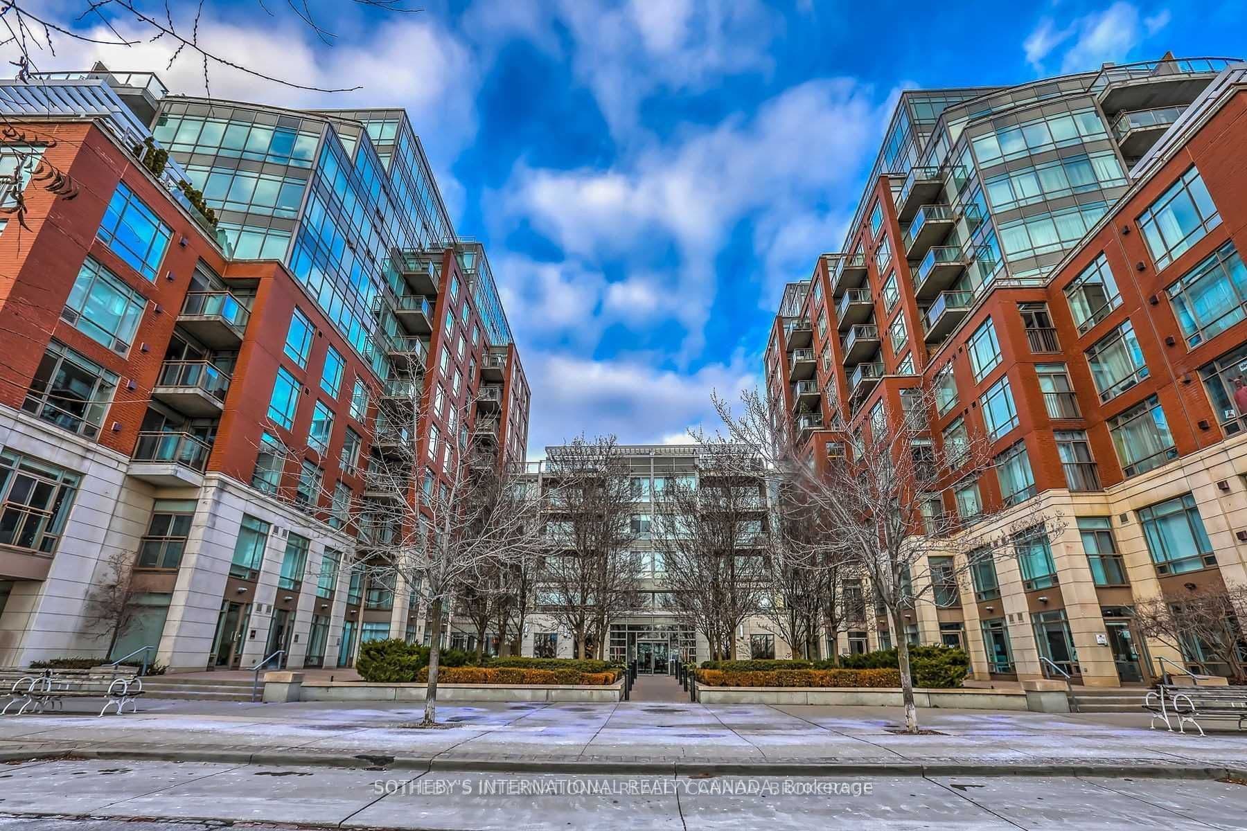 Unit 610W 500 Queens Quay photo 1