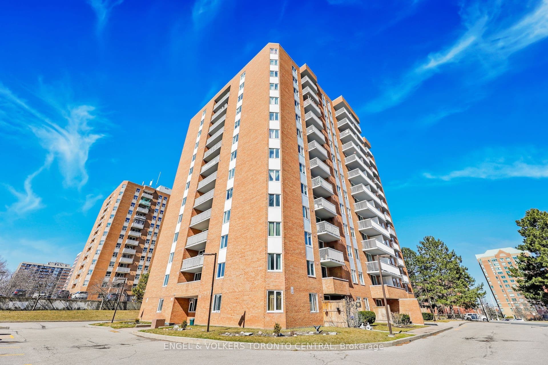 Unit 606 15 Sewells Road photo 1