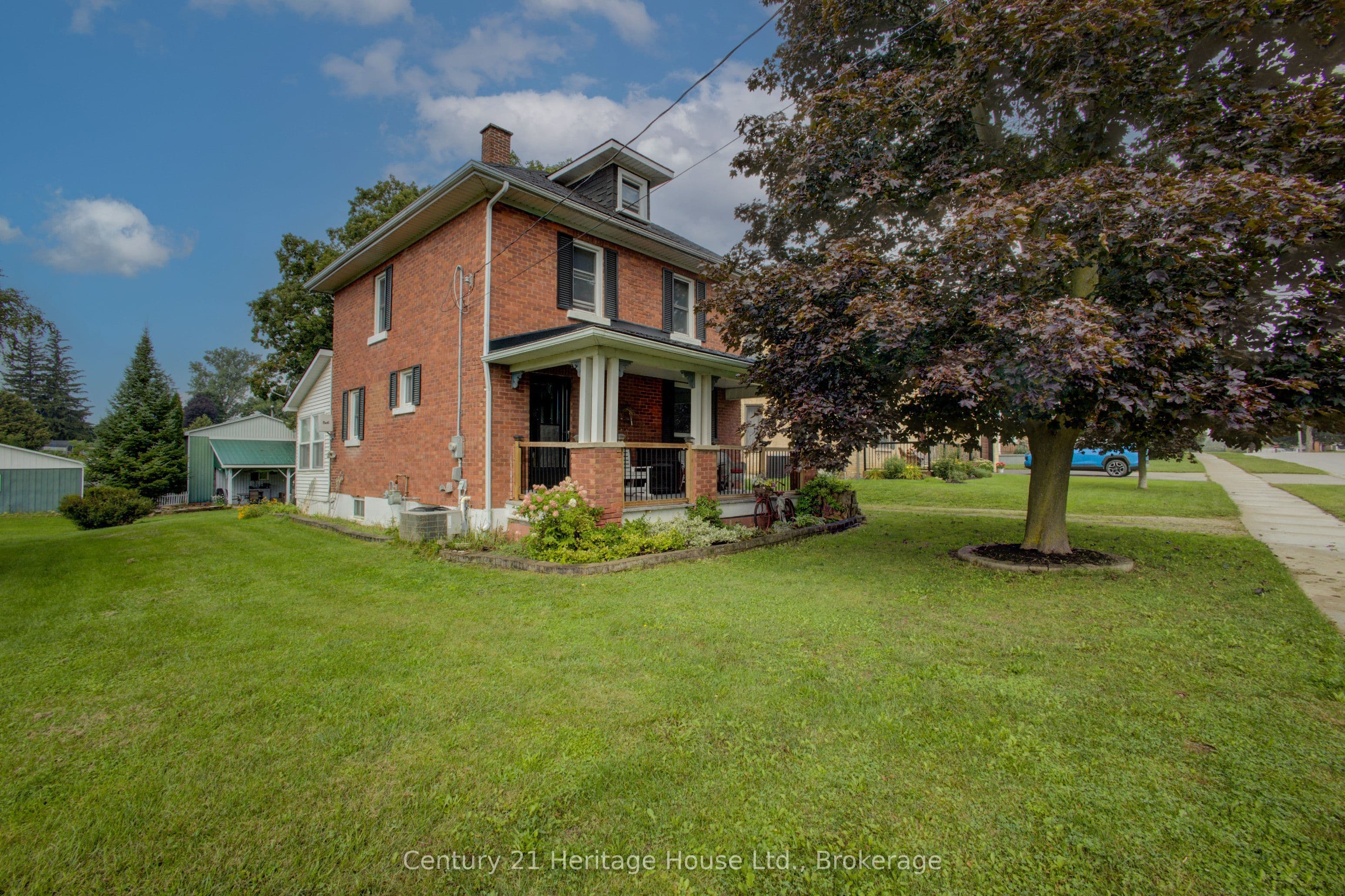180 Bruce Street photo 1