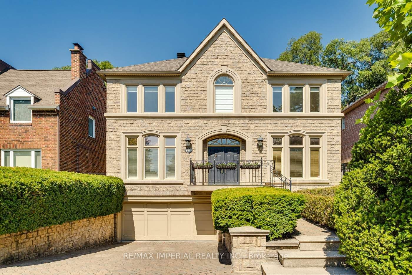 270 Spring Garden Avenue photo 1