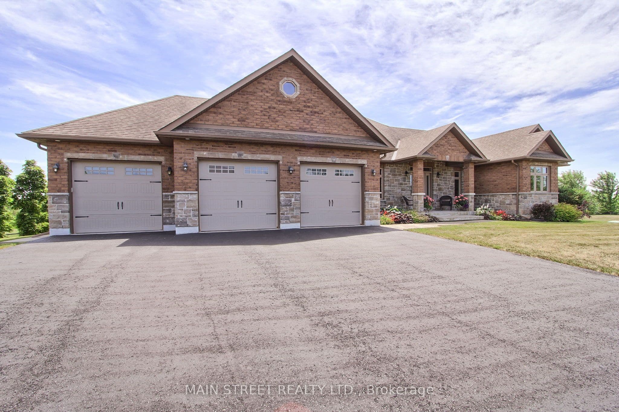 13 Brolley Crescent photo 1