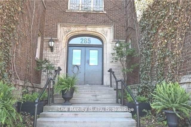 Unit 3 285 King Street photo 1