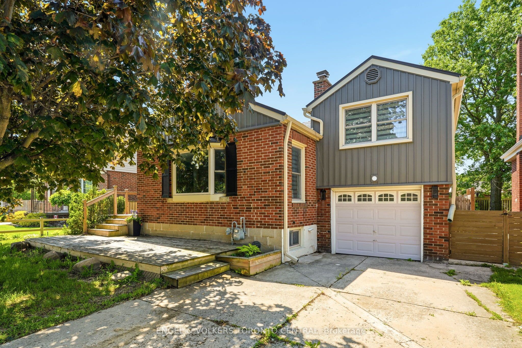 101 Irene Avenue photo 1
