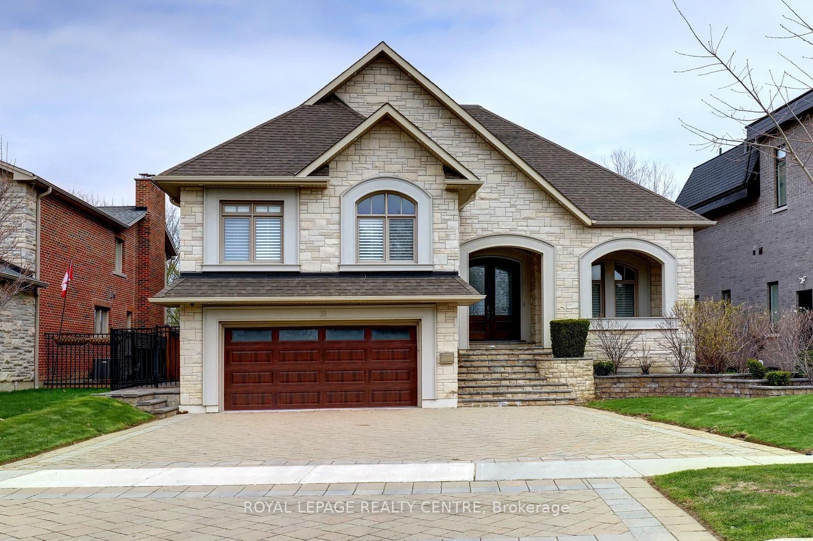 31 Plainsman Road photo 1