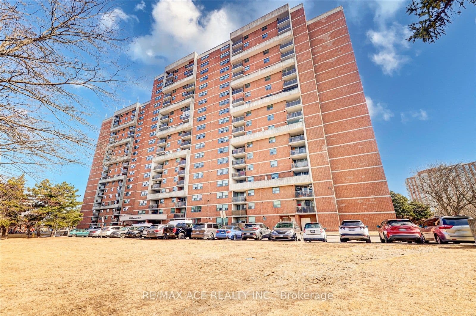 Unit 1414 100 Wingarden Court photo 1