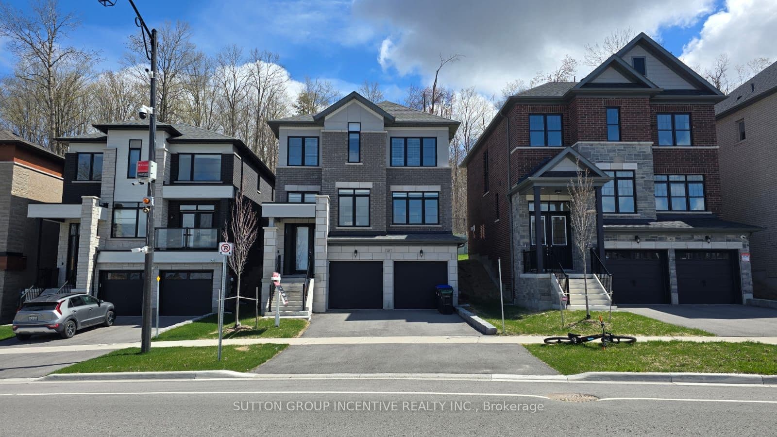 47 Bearberry Road photo 1