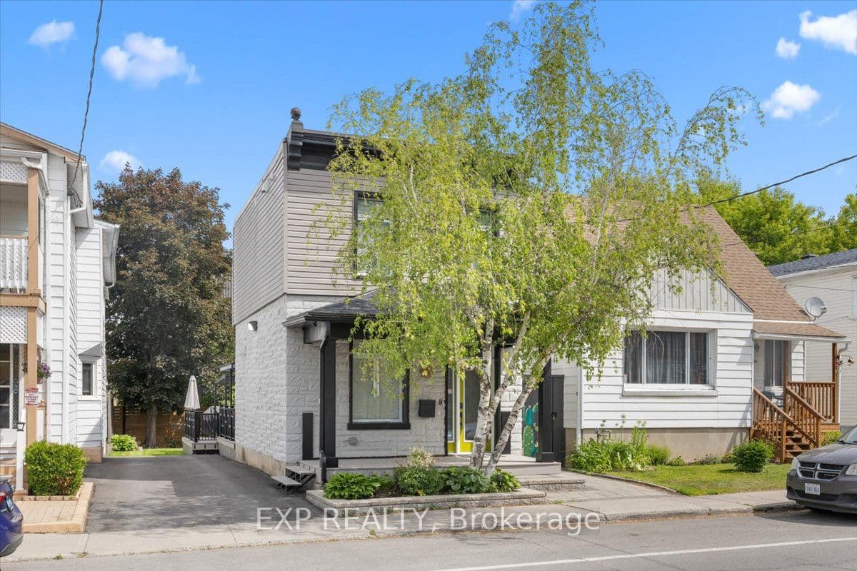 185 Deschamps Avenue photo 1
