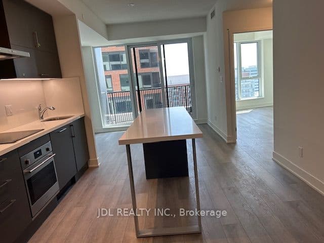 Unit 1621 56 Andre De Grasse Street photo 1