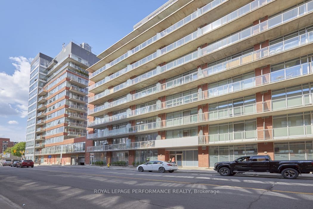 Unit 706 383 cumberland Street photo 1