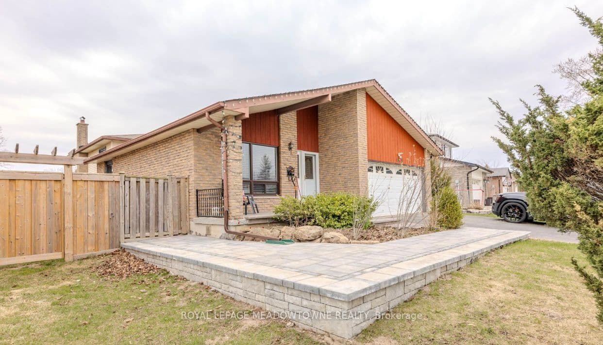 Unit BSMT 468 Gowland Crescent photo 1
