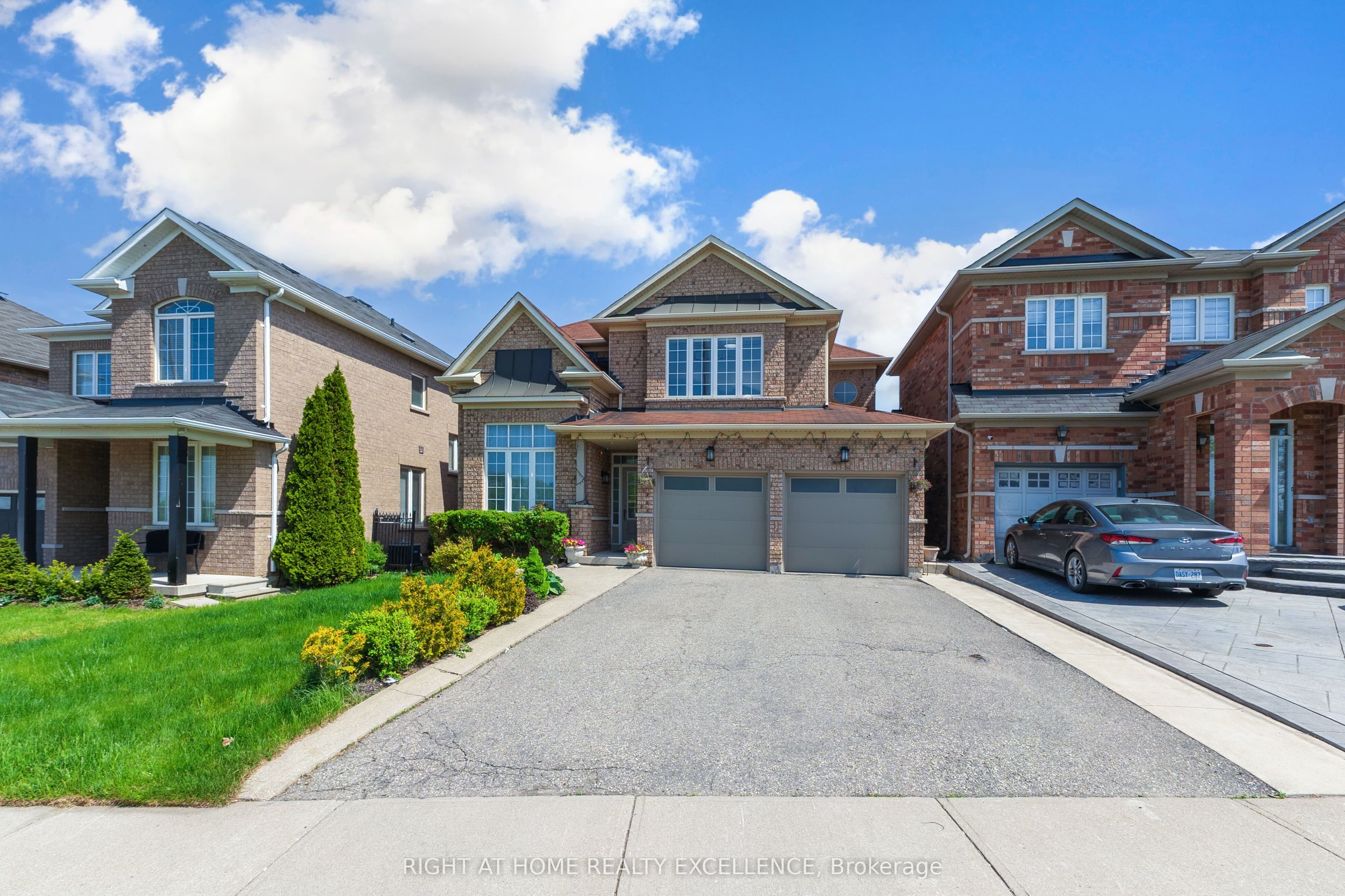 17 Keeleview Crescent photo 1