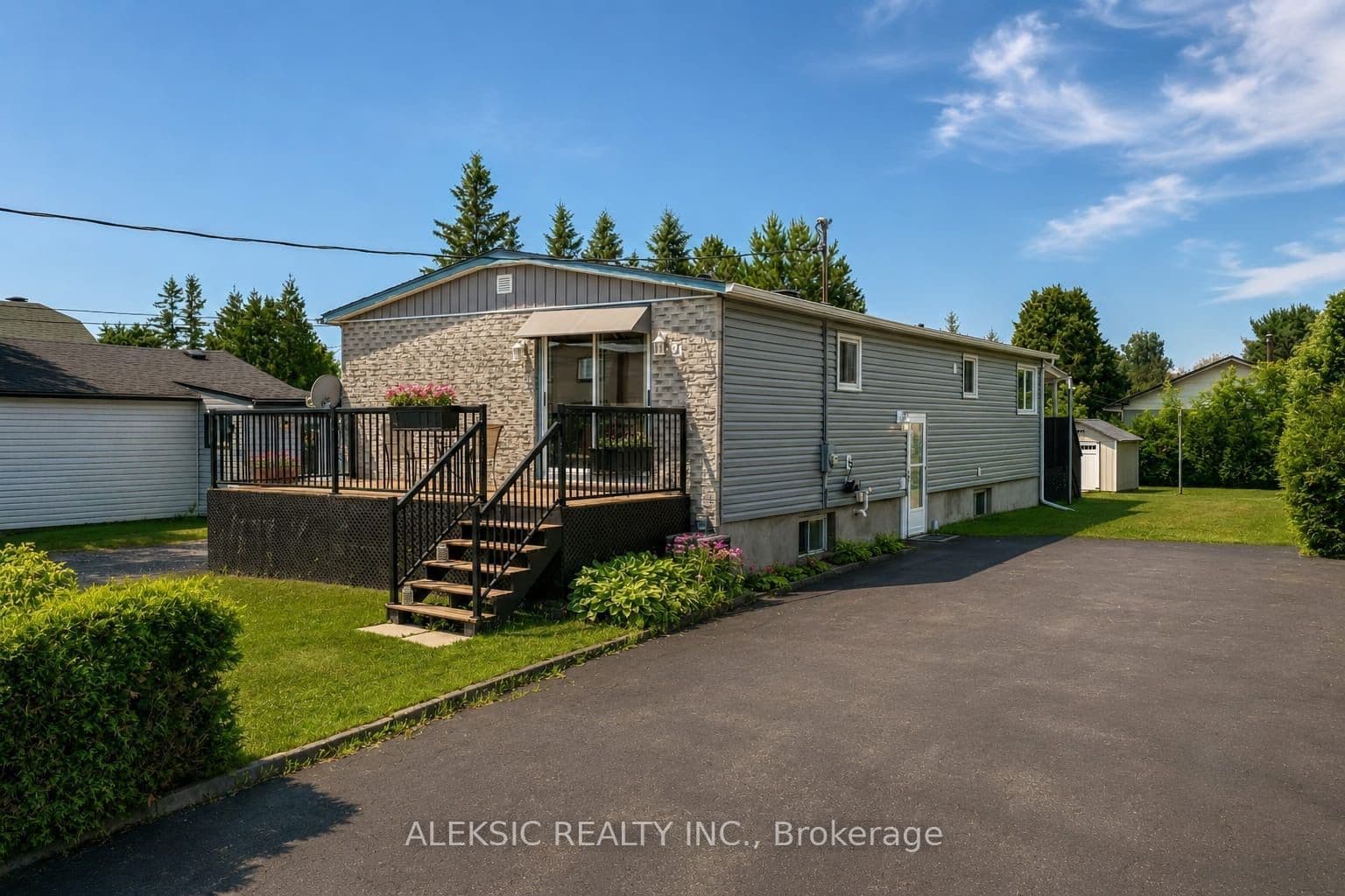 91 Montcalm Street photo 1