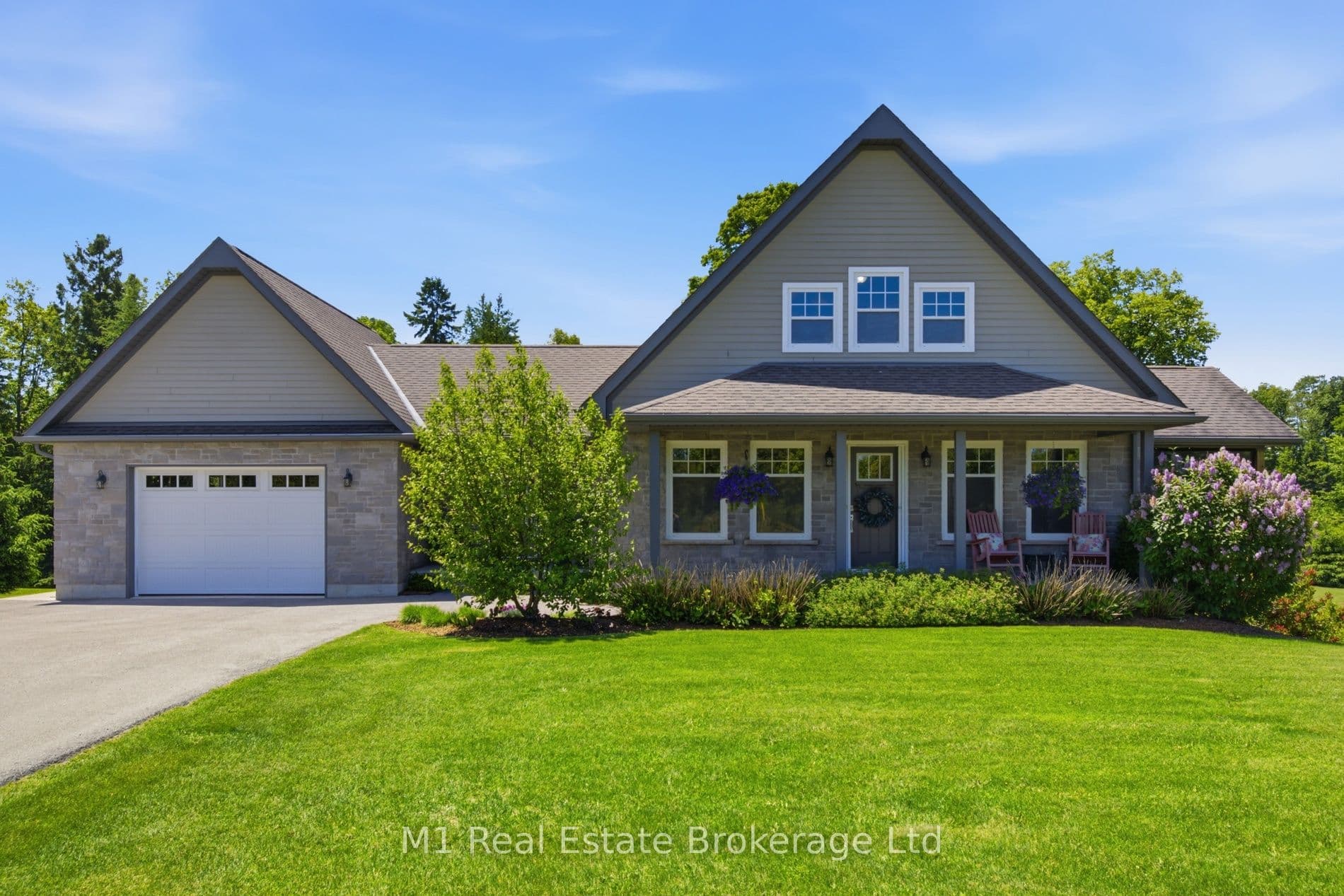 156 Highland Drive photo 1