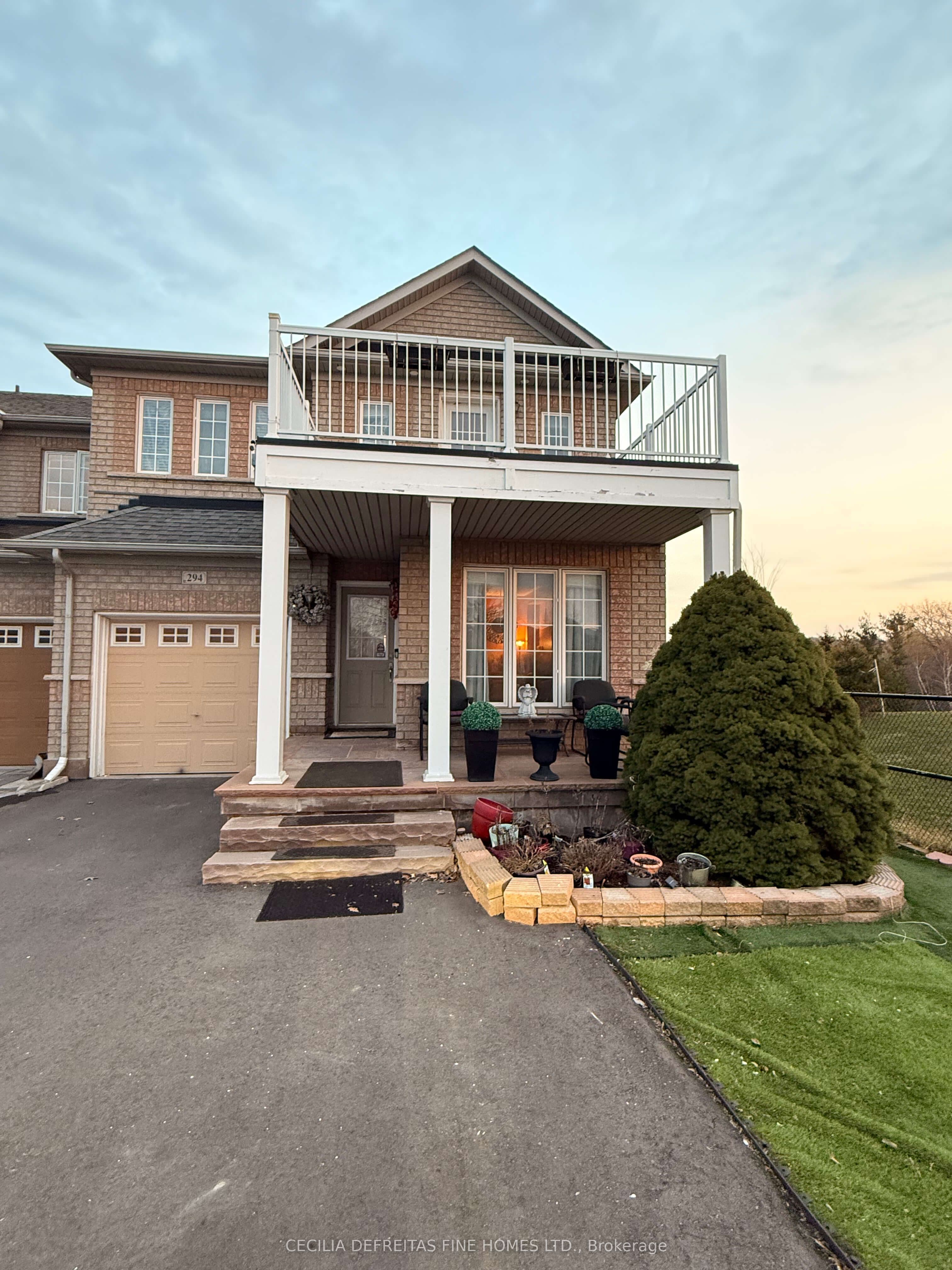 Unit Bsmt 294 Wildberry Crescent photo 1