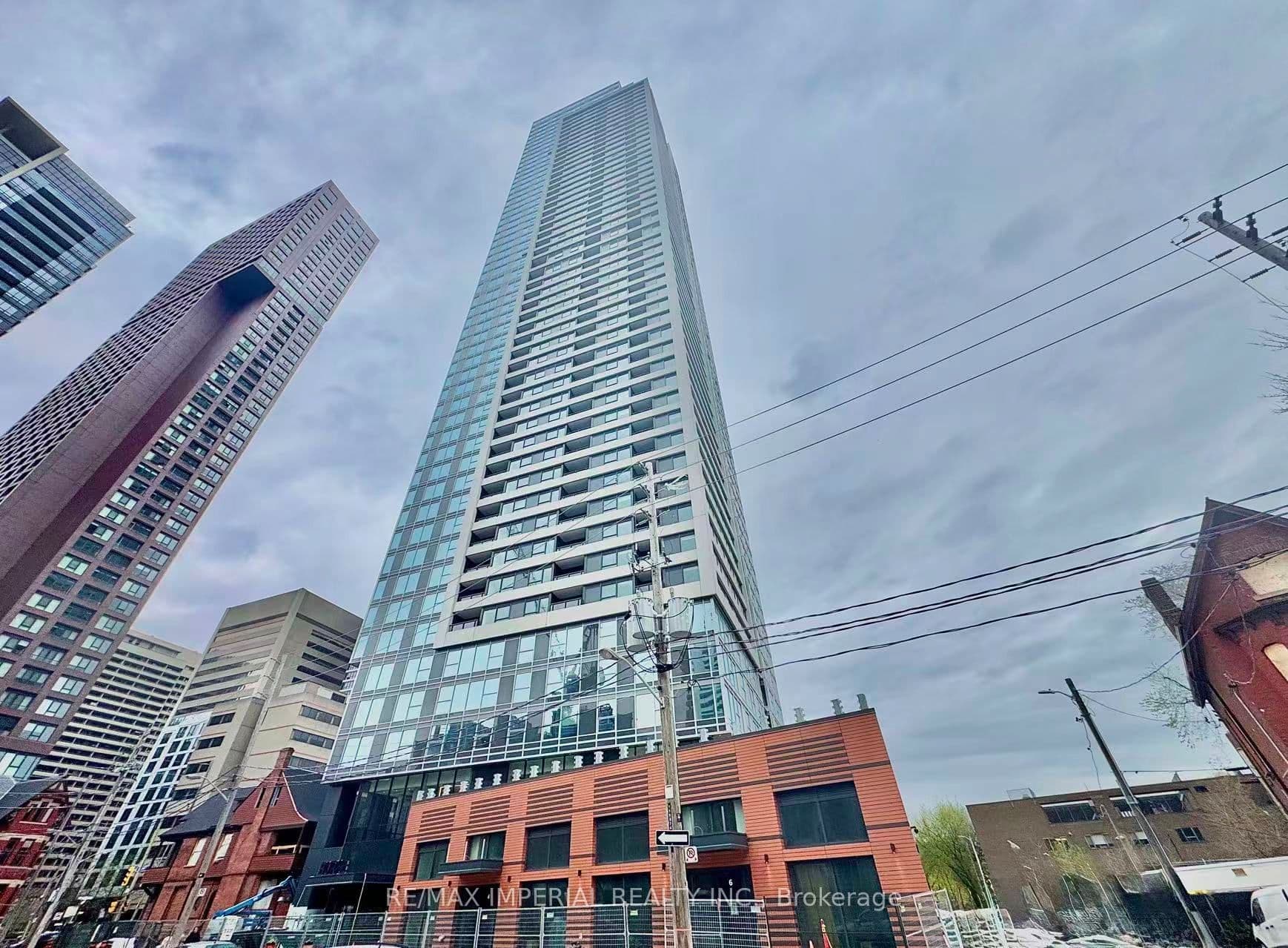 Unit 708 603 SHERBOURNE Street photo 1