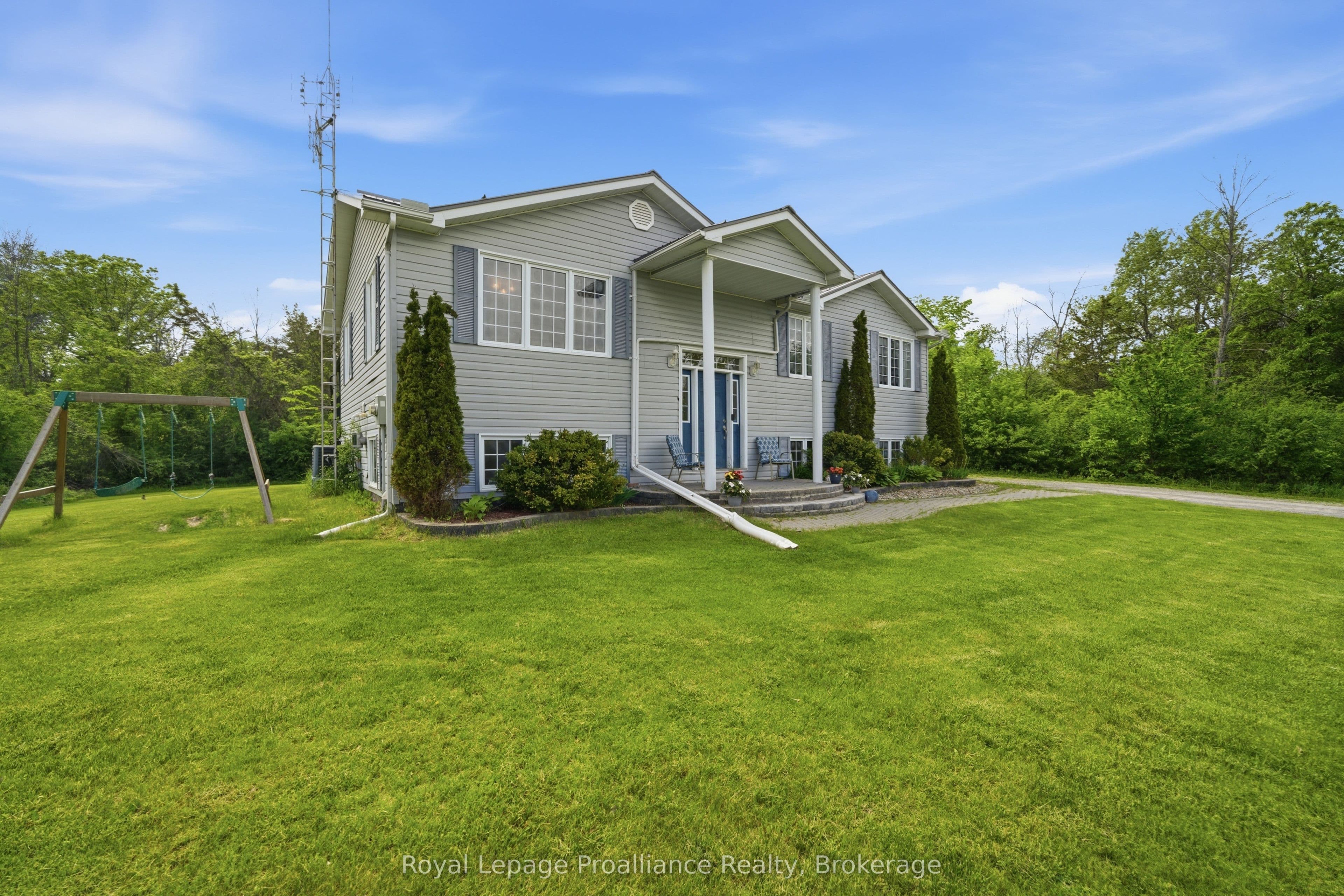 727 Mitchell Road photo 1