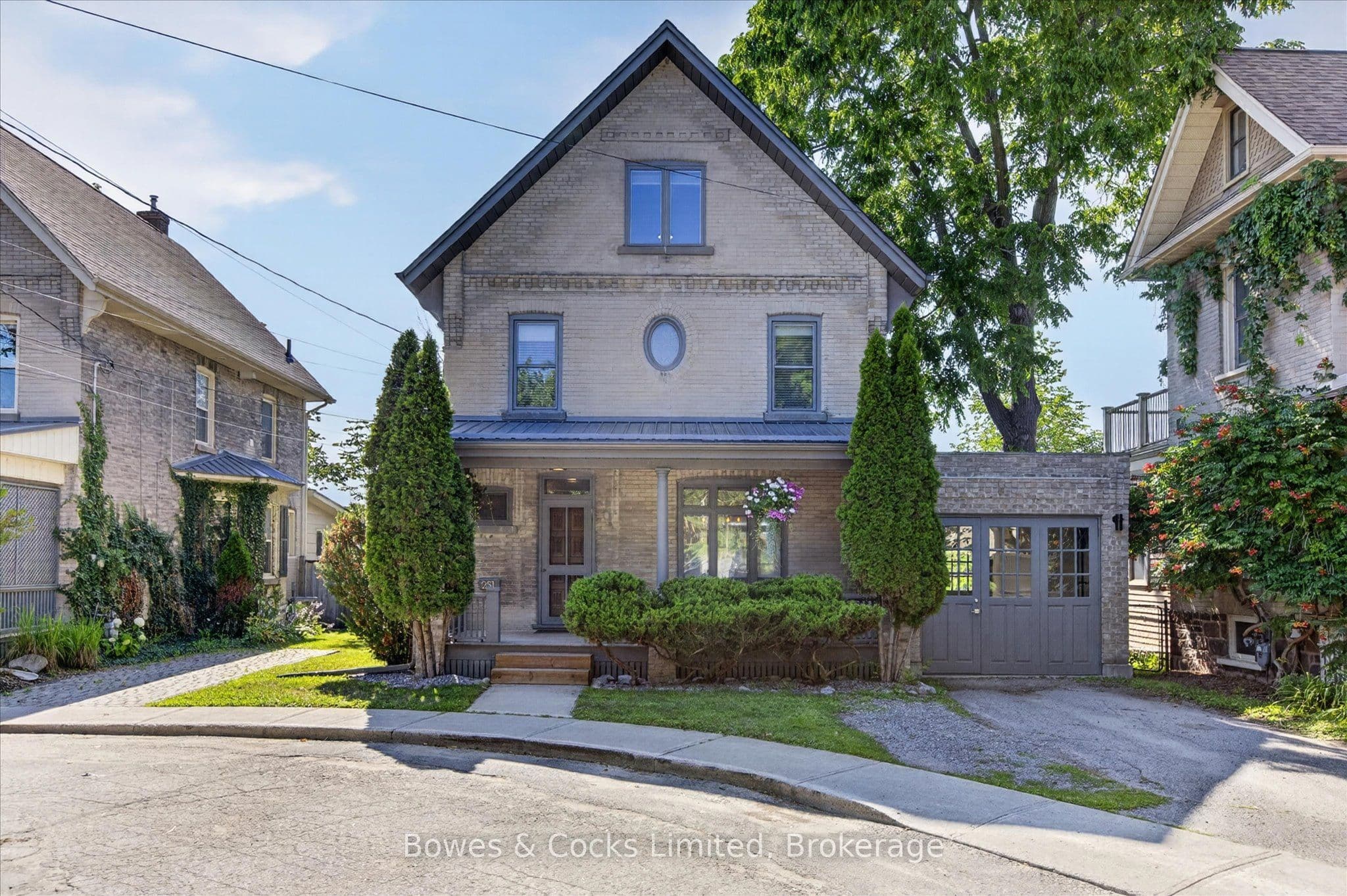 251 Engleburn Avenue photo 1