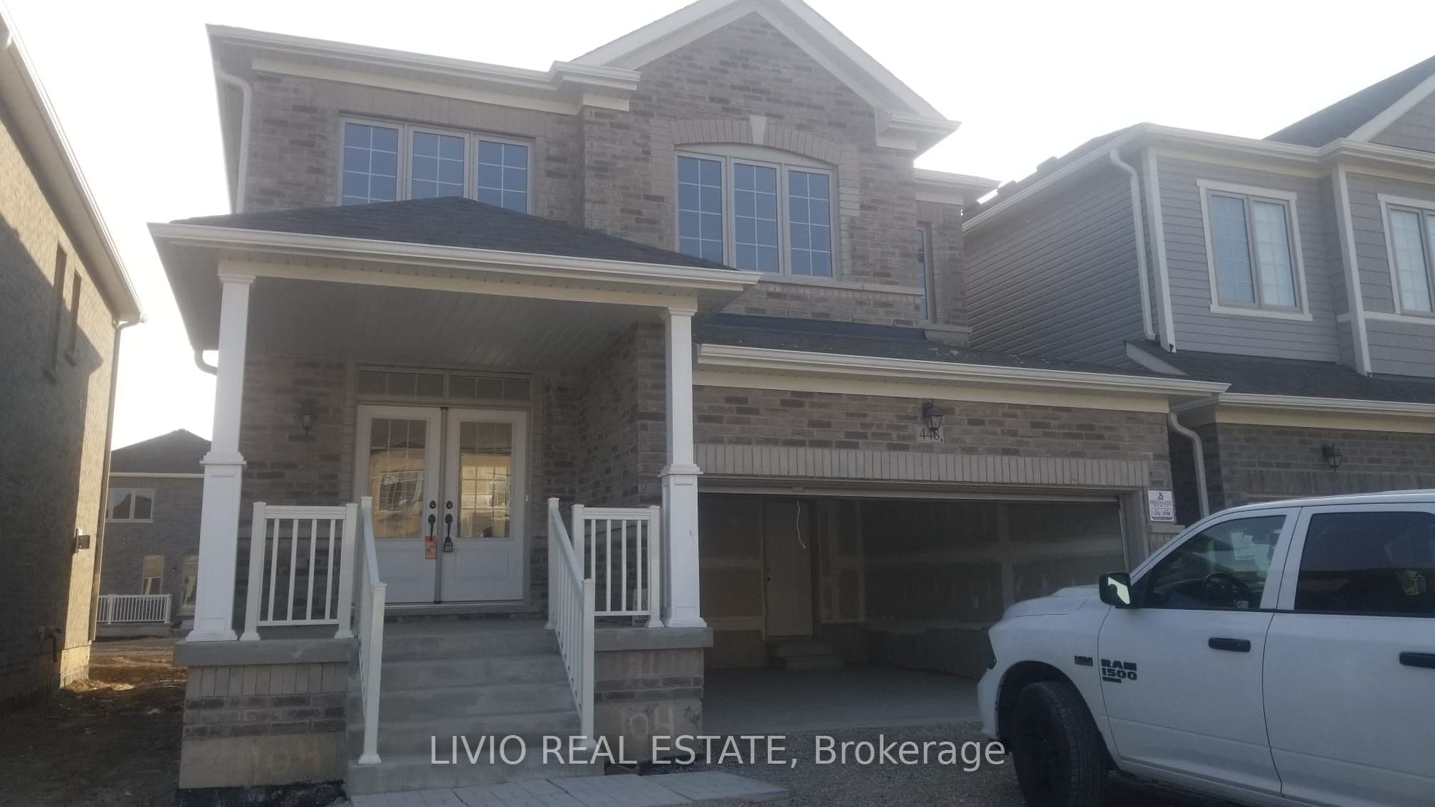 448 Black Cherry Crescent photo 1