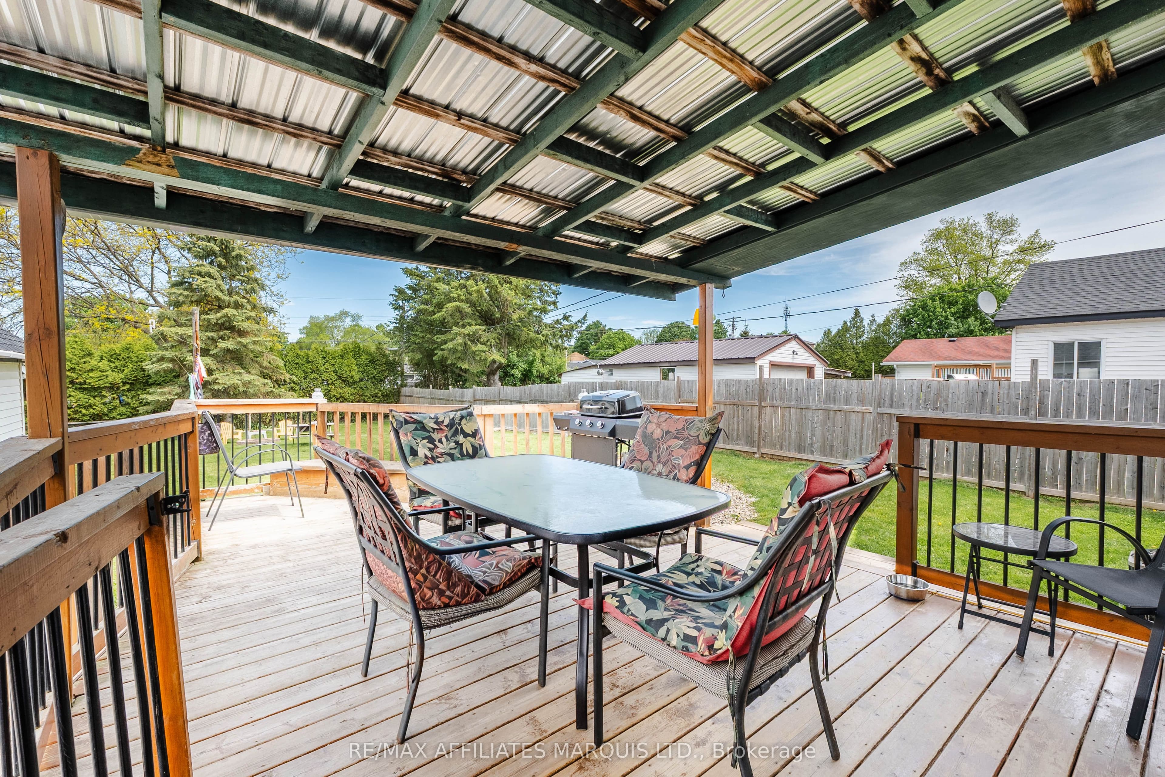 22 Frost Avenue photo 1