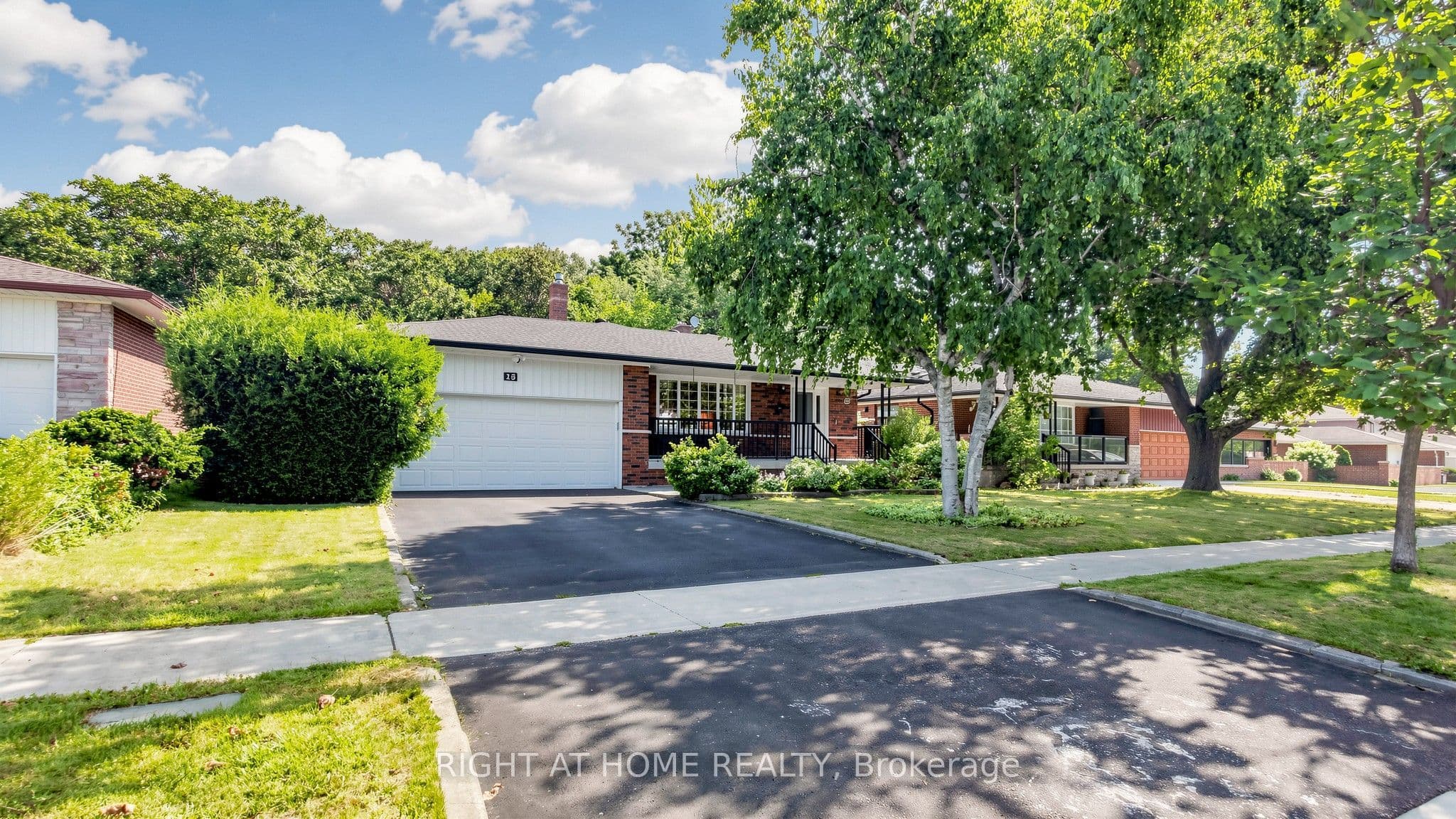 15 Skyridge Road photo 1