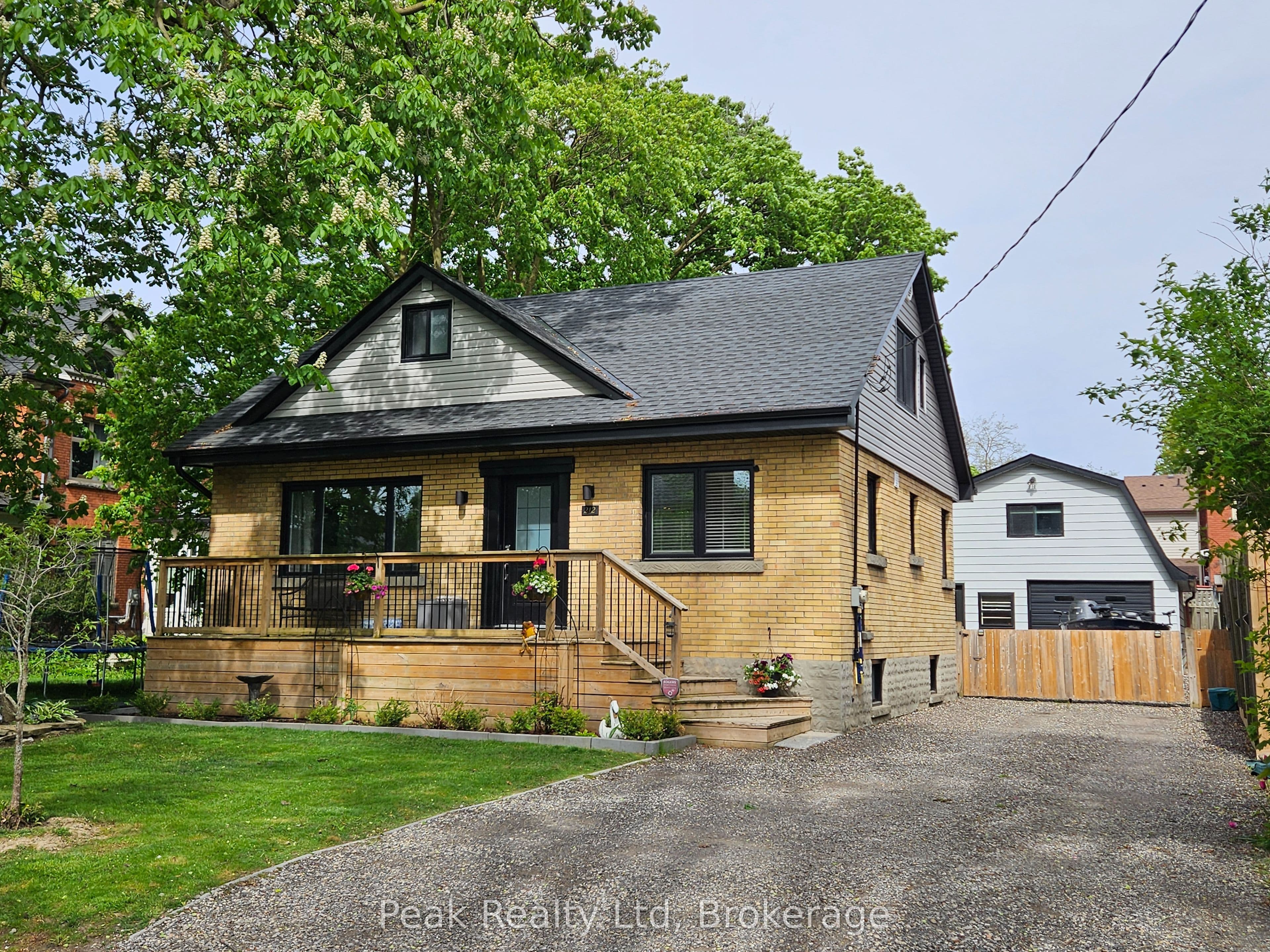 212 Church Street photo 1