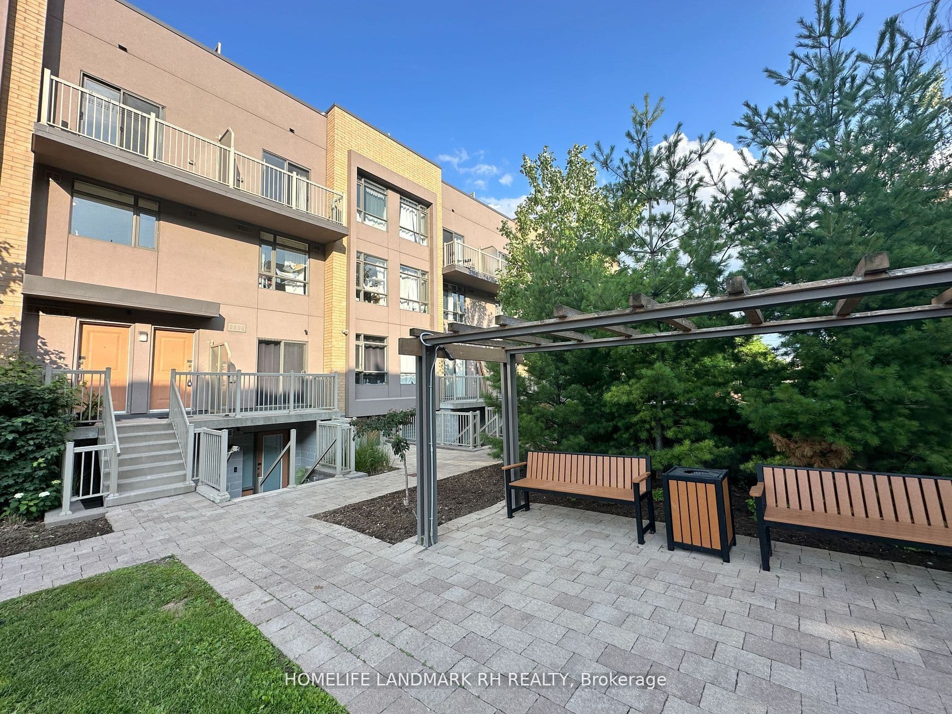 Unit 308 90 Orchid Place Drive photo 1
