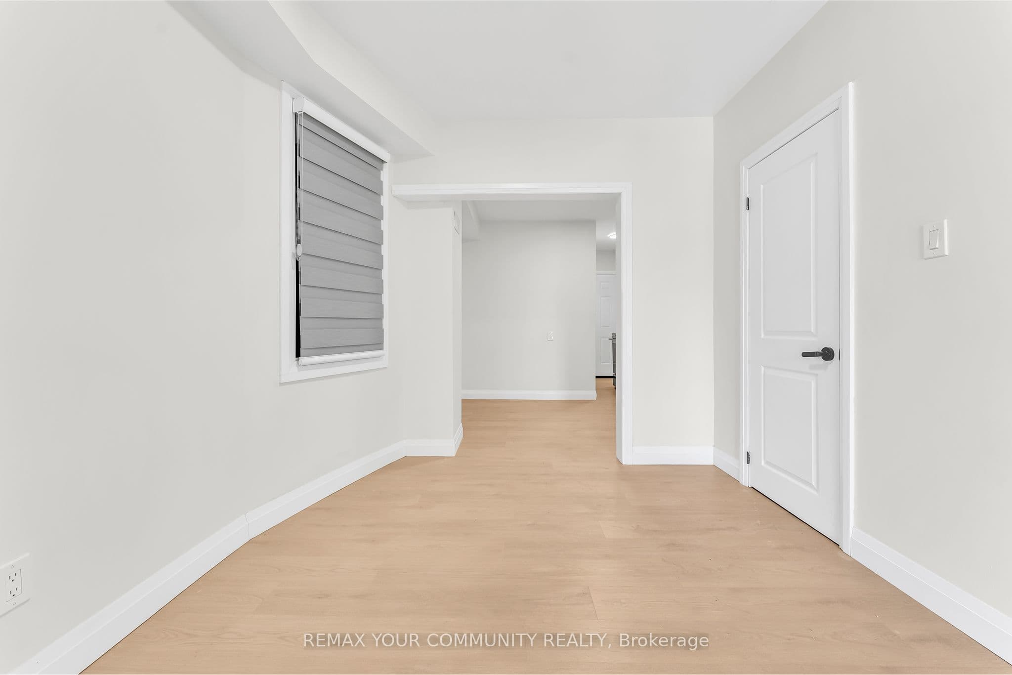 Unit Upper Level 1822 St Clair Avenue photo 1