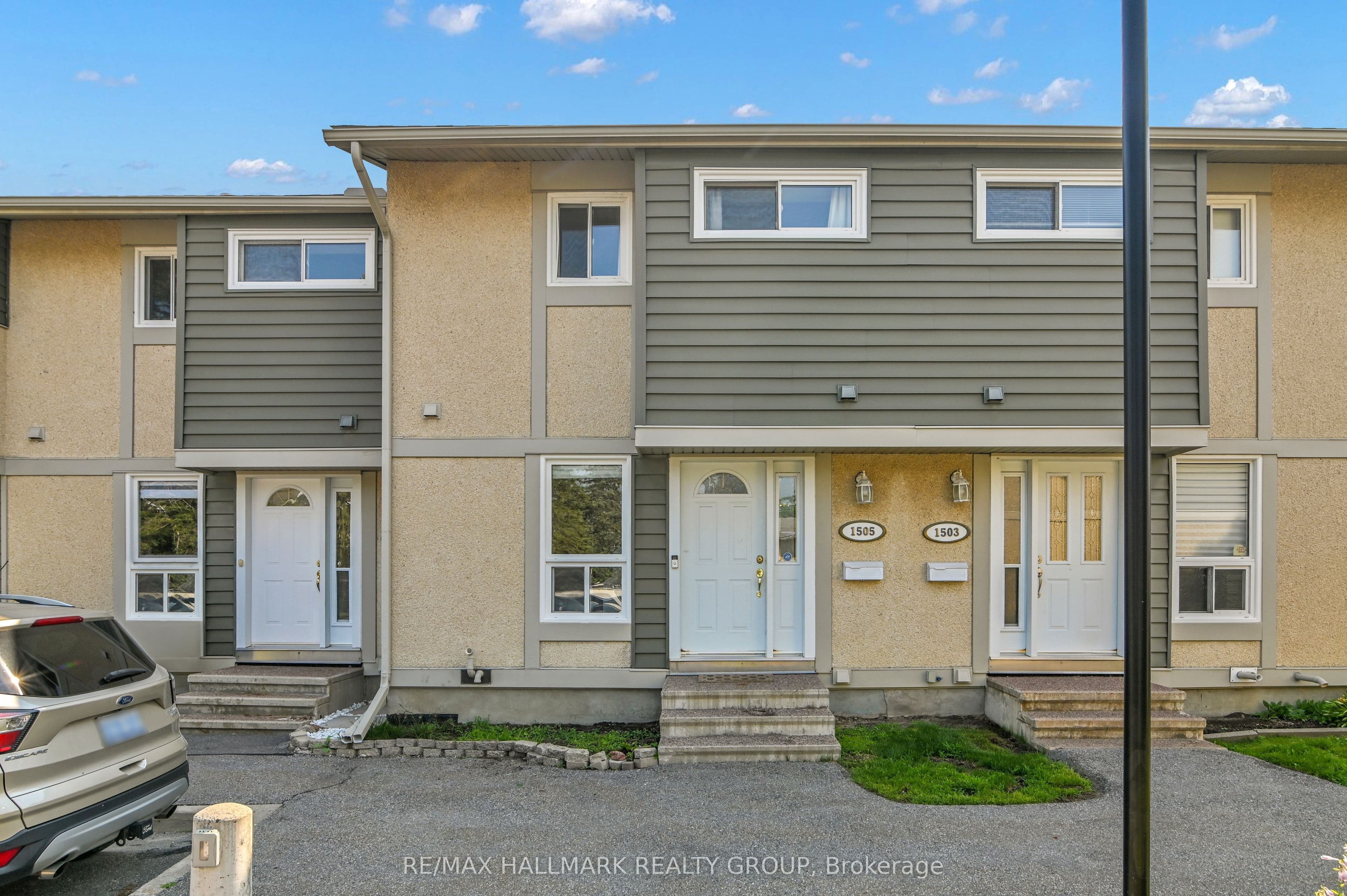 Unit 3 1505 Ballard Court photo 1