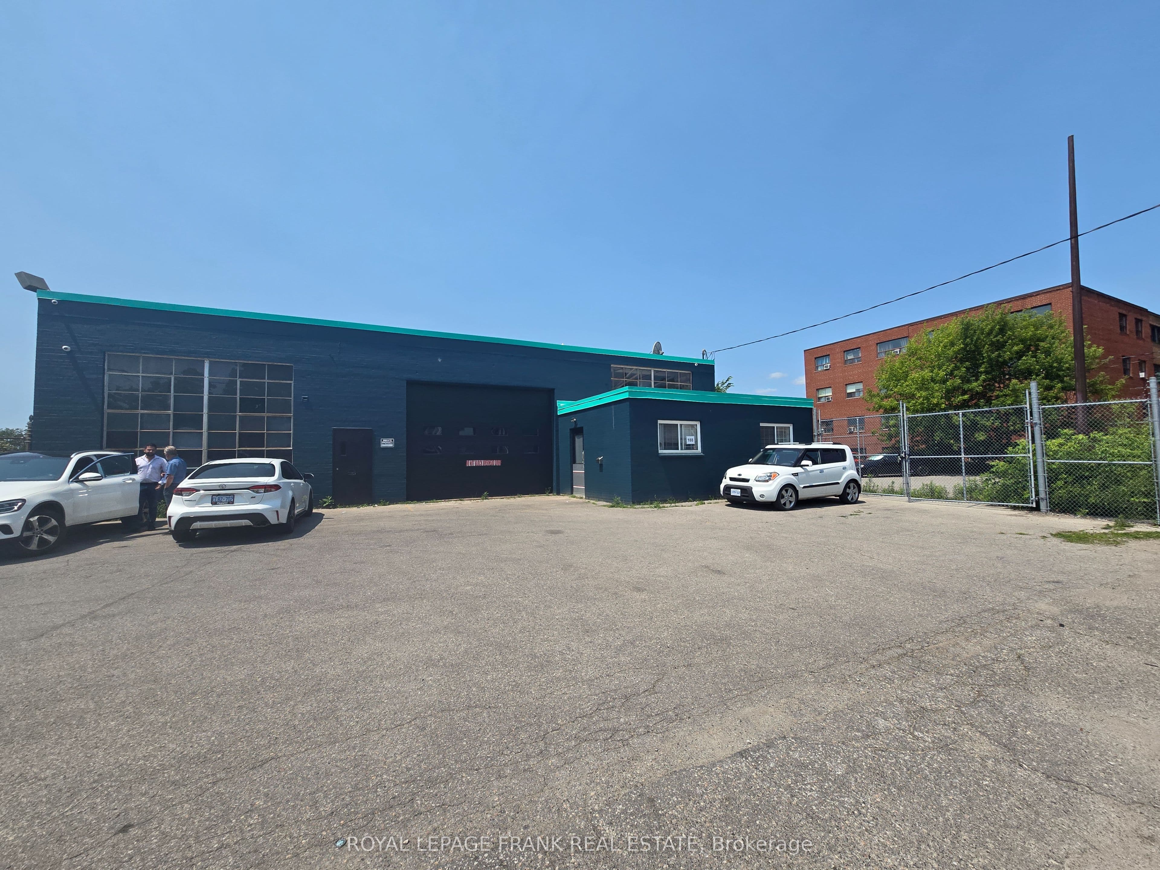 182&188 Park Road photo 1