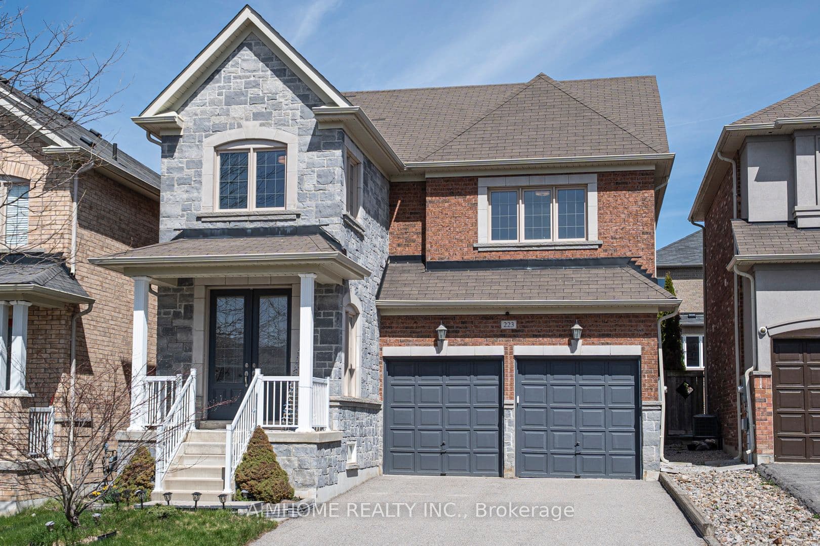 223 Emma Broadbent Court photo 1