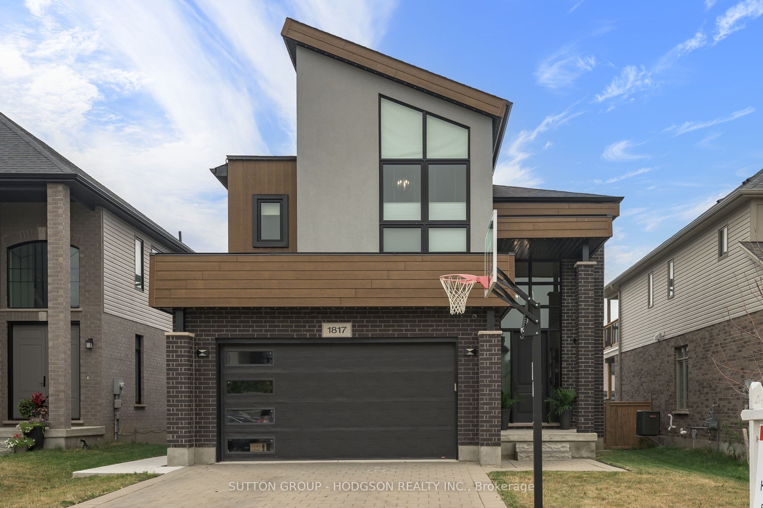 1817 Brunson Way photo 1