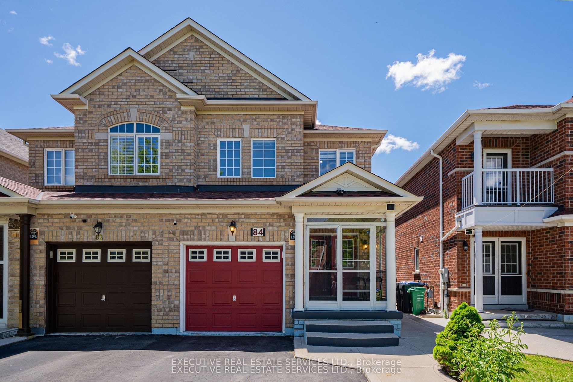 84 Dewridge Court photo 1