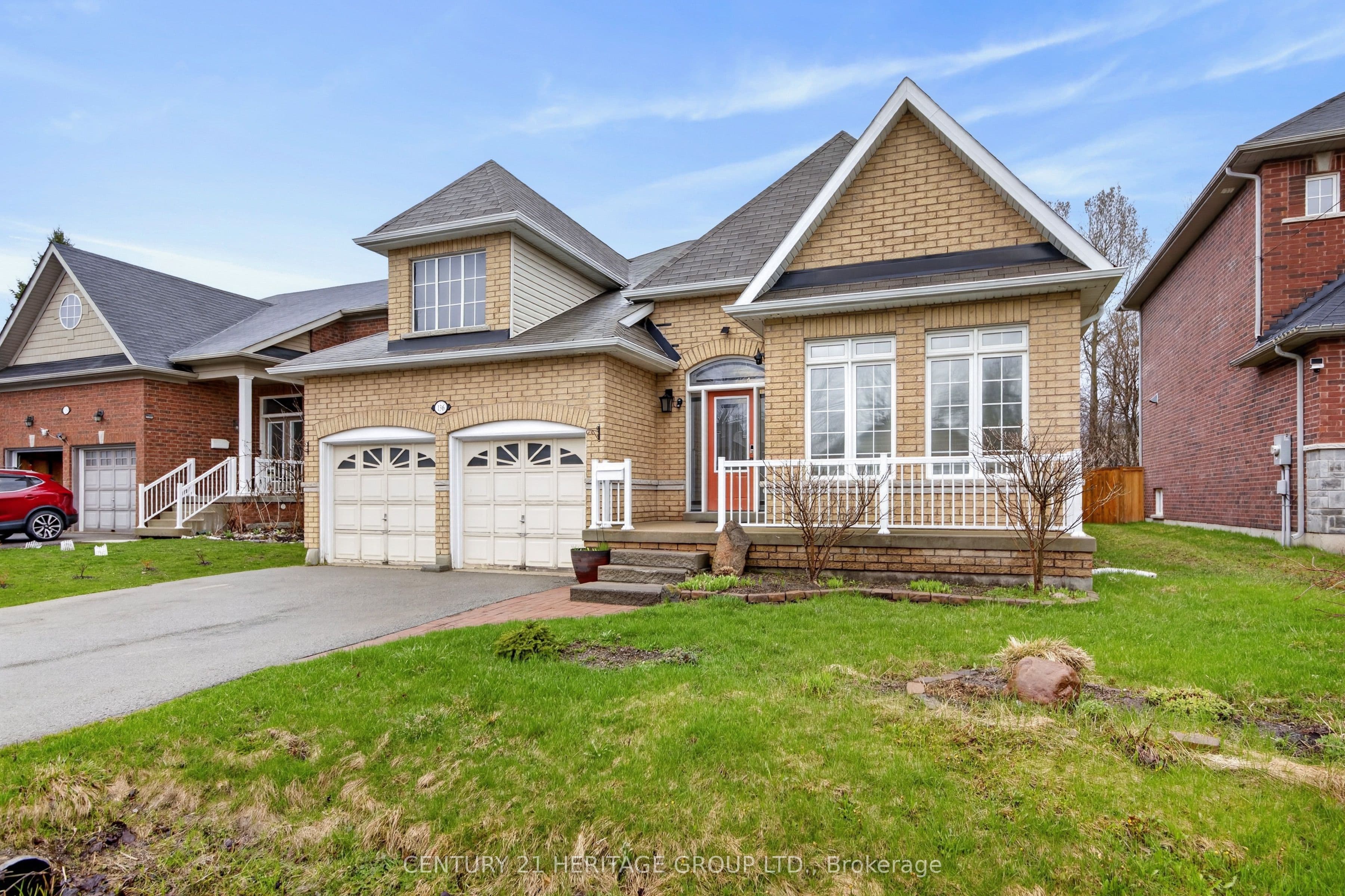 136 Riveredge Drive photo 1