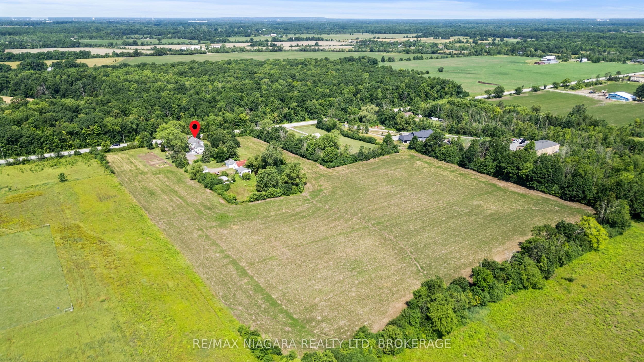 3362 Montrose Road photo 1