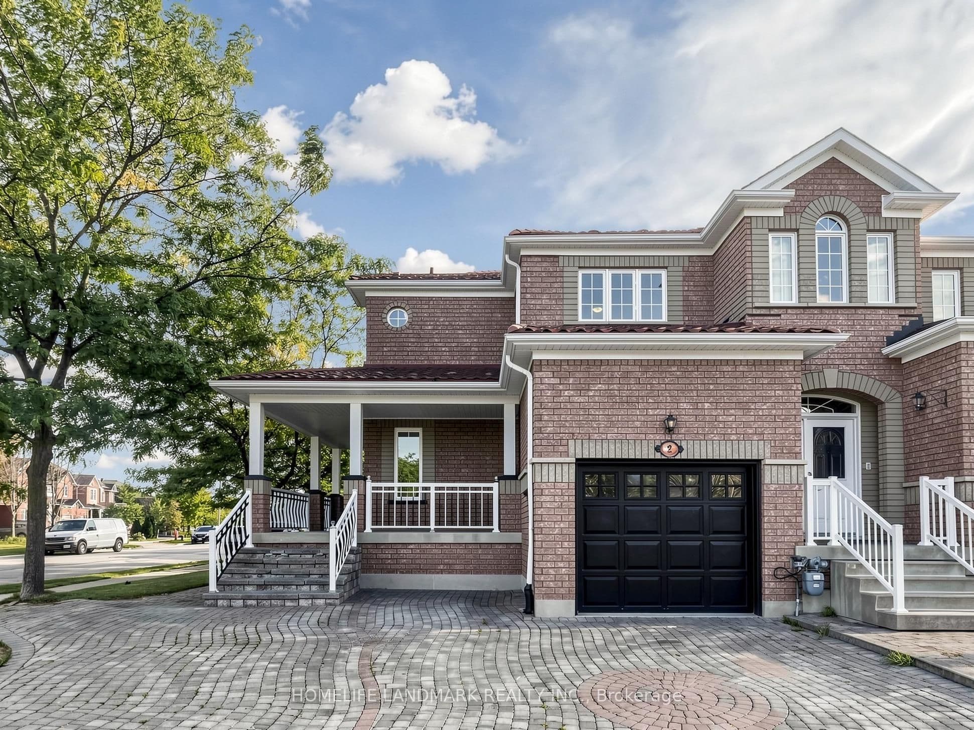 2 Casabel Drive photo 1